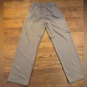 ALO Accolade Sweatpants- Gravel